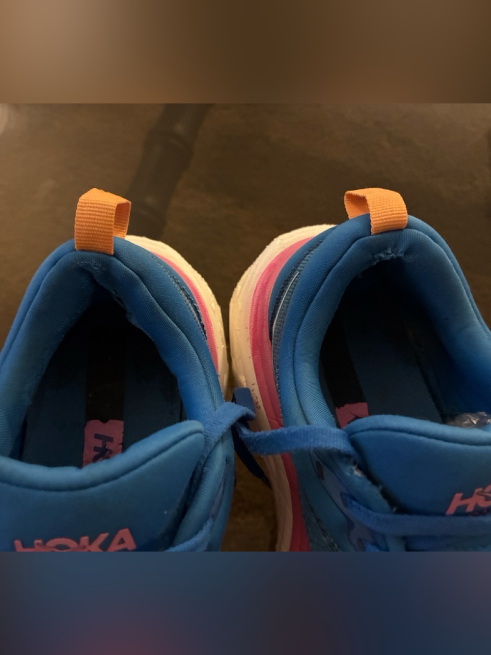 HOKA BONDI 8 in BLUE AND HOT PINK - Size 7 - Picture 5 of 13